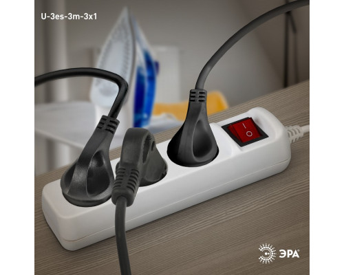 Удлинитель с выключателем Эра  U-3es-3m-3x1