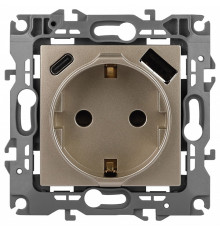 Розетка с заземлением и со шторкой и 2хUSB, без рамки Эра Эра 12 12-4108-04