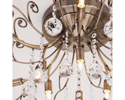 Потолочная люстра Eurosvet Vita 10042/12 античная бронза/прозрачный хрусталь 10042/12