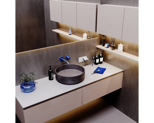 Розетка с заземлением и со шторкой, без рамки с крышкой Voltum S70 VLS040302