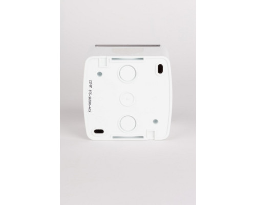 Розетка с заземлением с крышкой Elbi Eleсtriс Alsu 7 504-010215-218