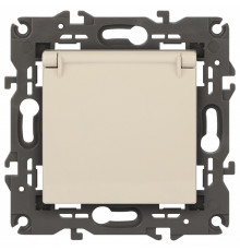 Розетка с заземлением и со шторкой, без рамки с крышкой Эра Эра Elegance 14-2103-02