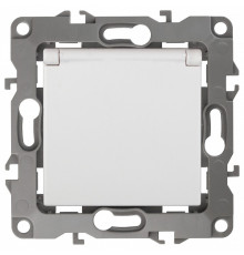 Розетка с заземлением и со шторкой, без рамки с крышкой Эра Эра 12 12-2103-01