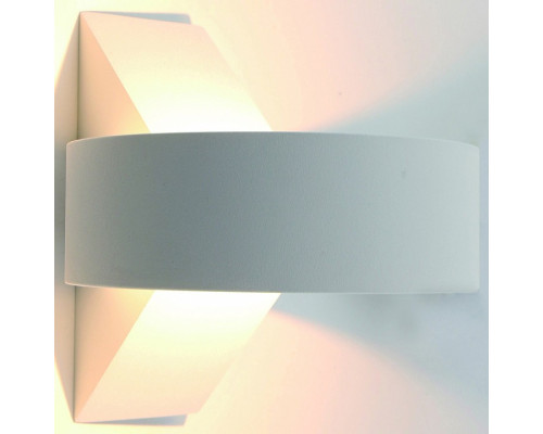 Накладной светильник Arte Lamp A1705 A1705AP-1WH