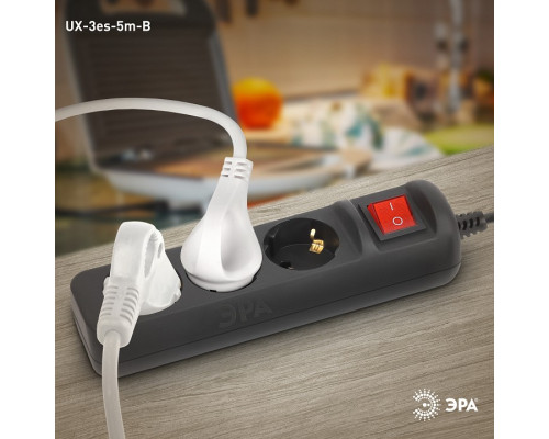 Удлинитель с выключателем Эра  UX-3es-5m-B