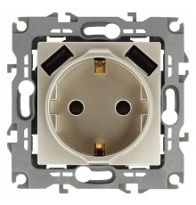 Розетка с заземлением и со шторкой и 2хUSB, без рамки Эра Эра 12 12-4109-04