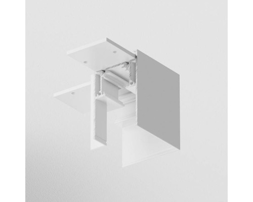 Соединитель угловой внешний для треков накладных Maytoni Accessories for tracks TRA004CL-21W