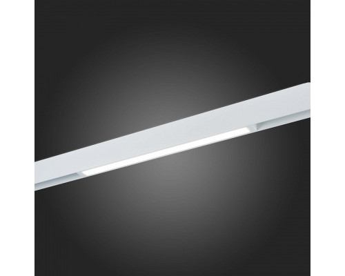 Встраиваемый светильник ST-Luce SKYLINE 220 ST657.596.18H