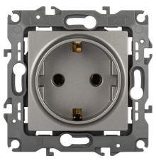 Розетка с заземлением и со шторкой, без рамки Эра Эра 12 12-2101-16