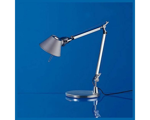 Настольная лампа офисная Artemide  A011800