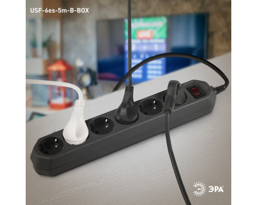 Удлинитель с выключателем Эра  USF-6es-5m-B-BOX