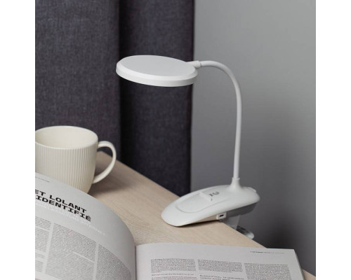 Настольная лампа офисная Эра  NLED-513-6W-W