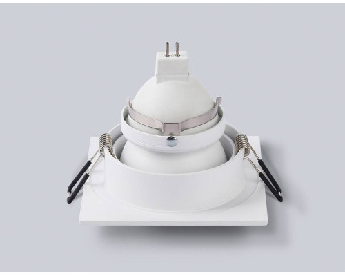 Встраиваемый светильник Ambrella Light TN TN102826