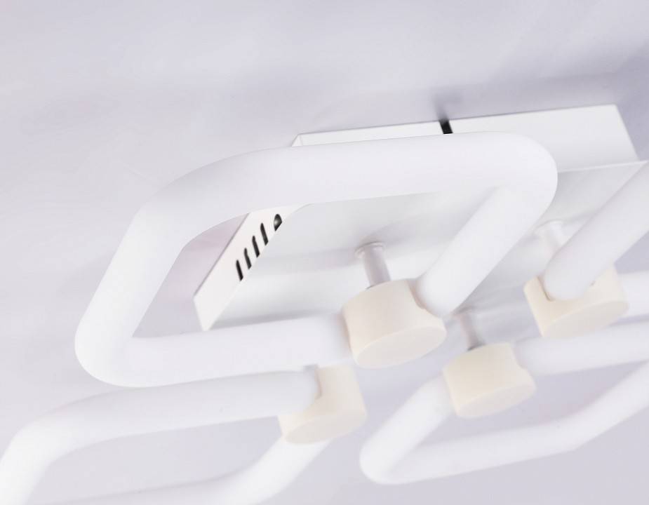 Потолочная люстра Ambrella Light FA FA3819