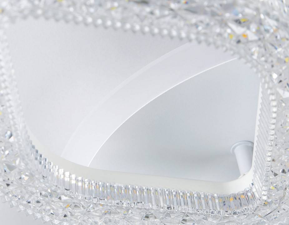 Потолочная люстра Ambrella Light FA FA3925