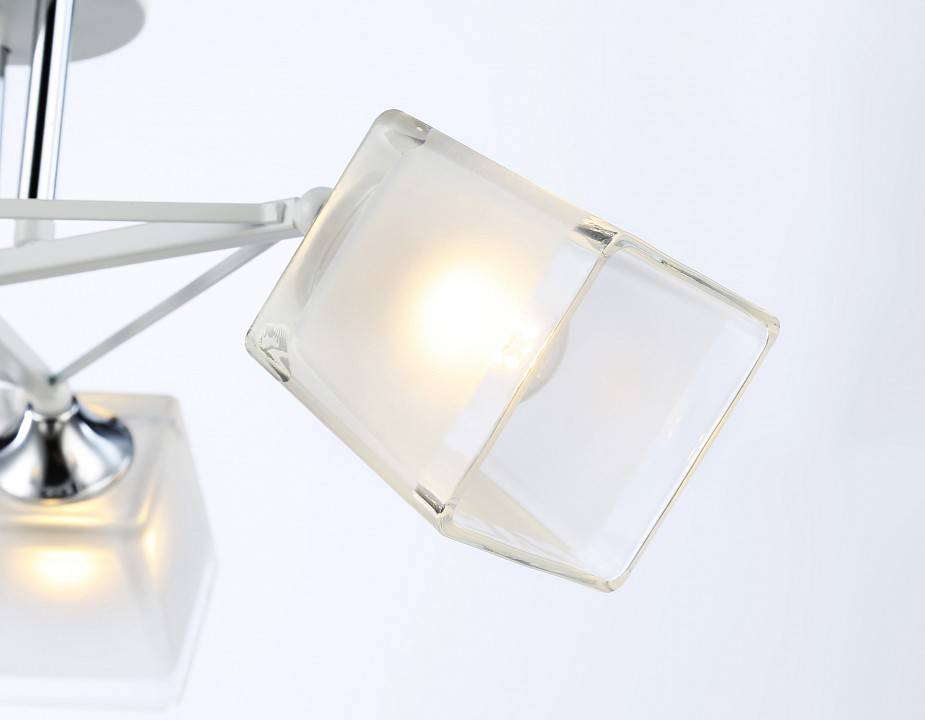 Люстра на штанге Ambrella Light TR TR303071