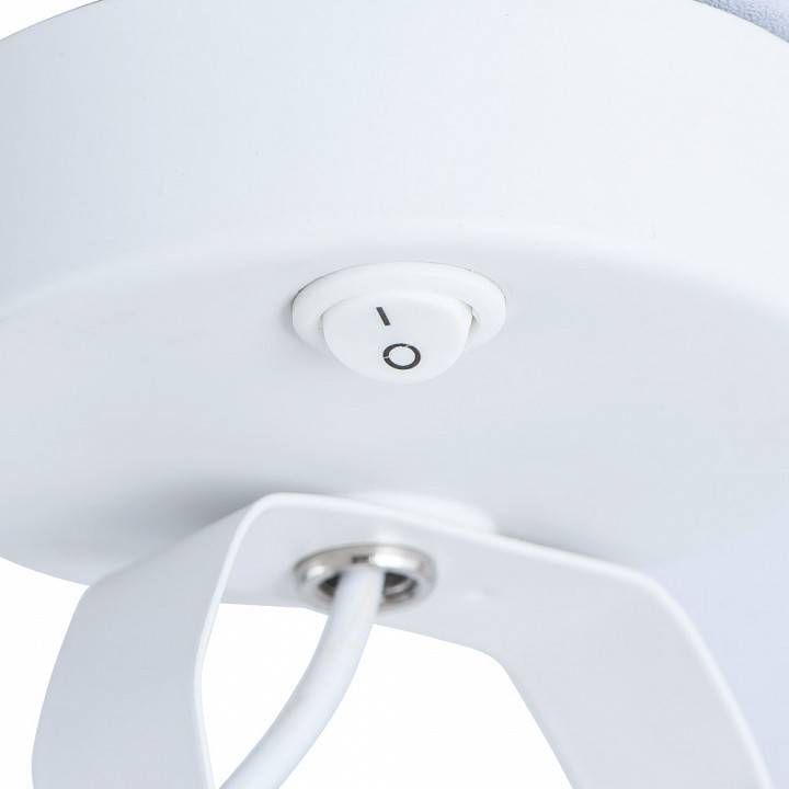 Светильник на штанге Arte Lamp 6252 белый A6252AP-1WH