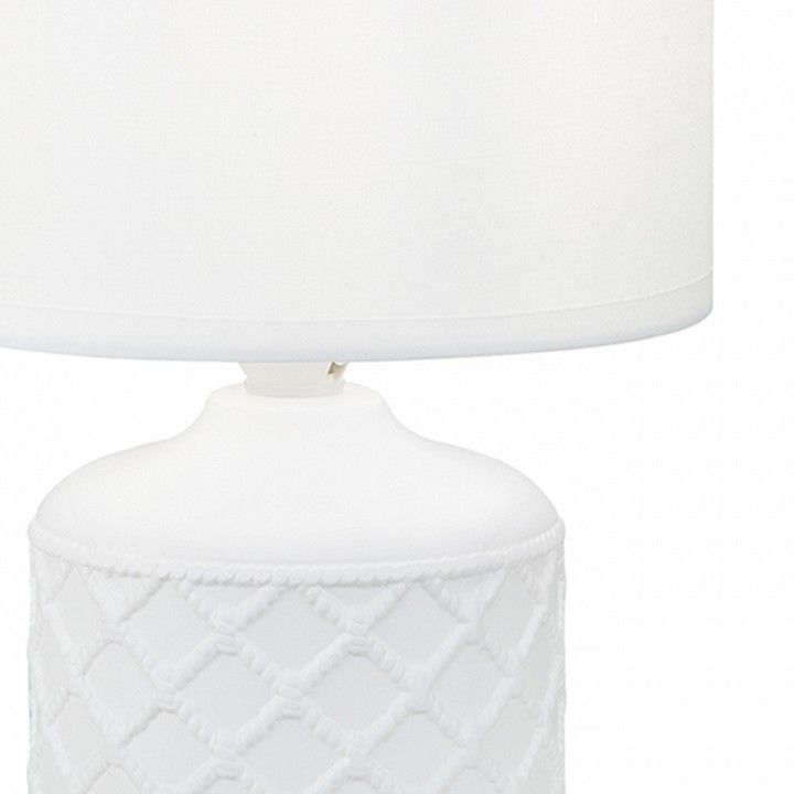 Настольная лампа Escada Akron 10165/L White