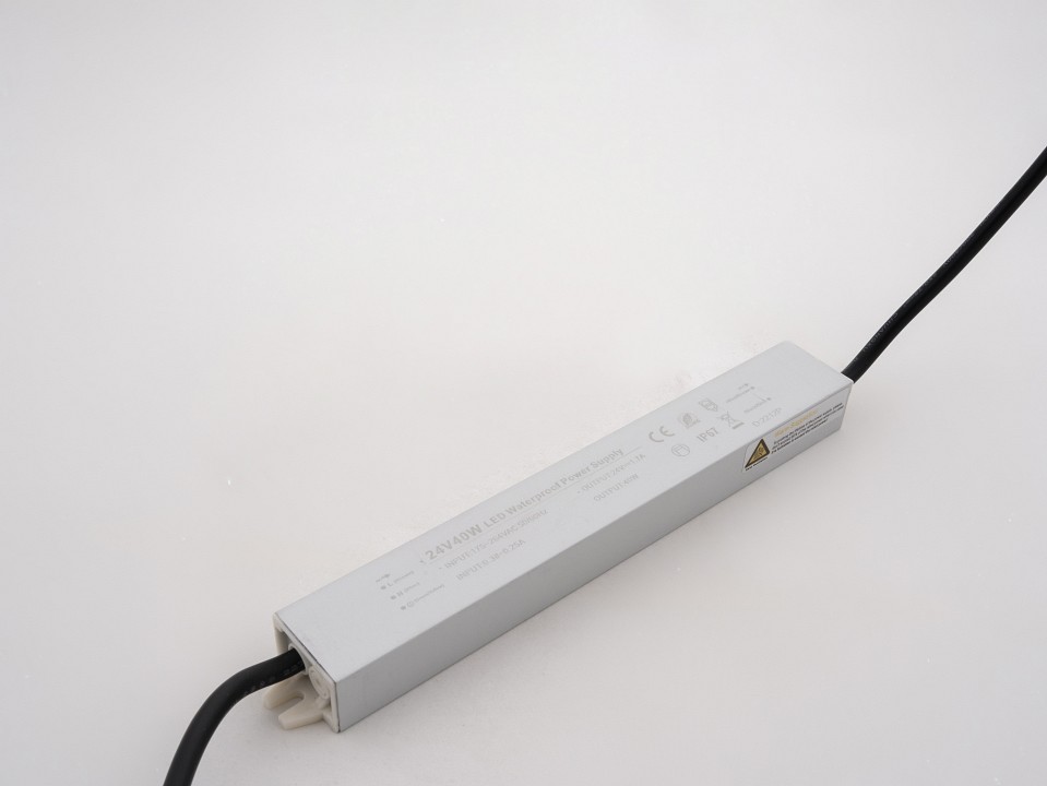 Блок питания LEDS POWER SLIM 005638