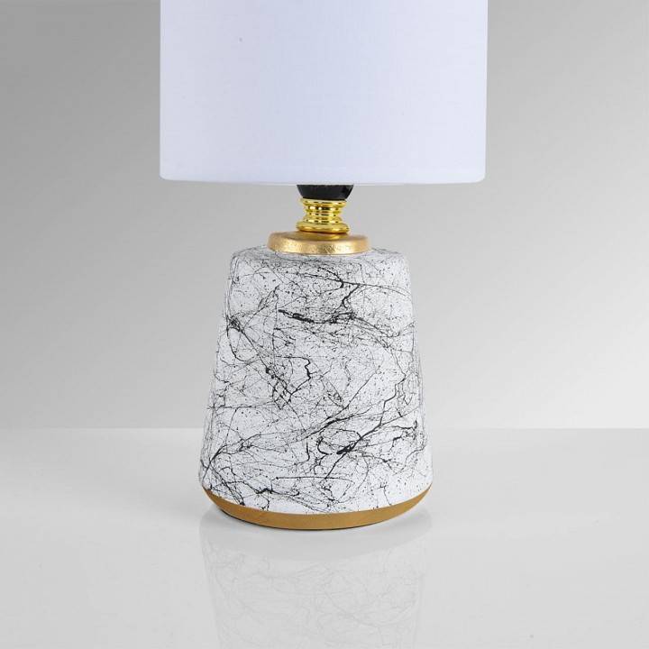 Настольная лампа декоративная Lumion GIATA 8169/1T