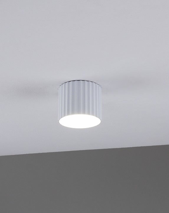 Накладной светильник Moderli  V11892-1C