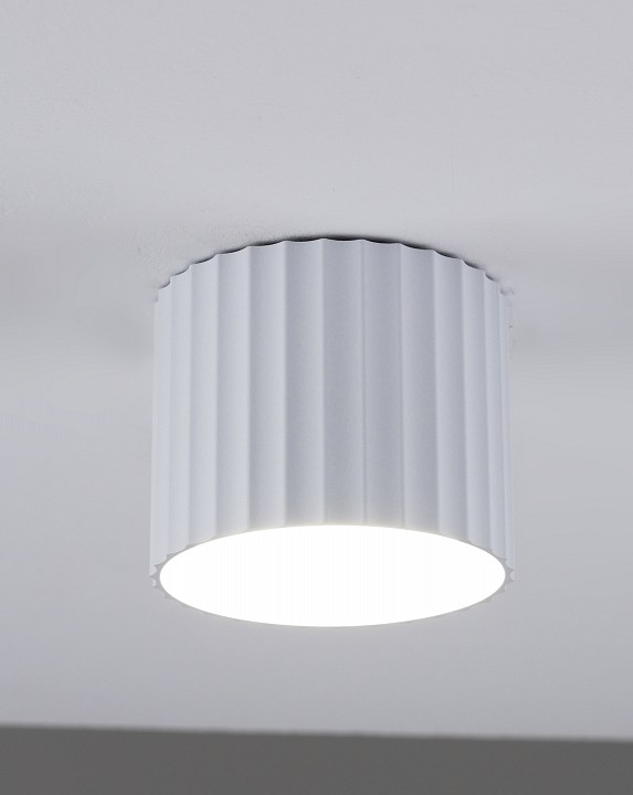 Накладной светильник Moderli  V11892-1C