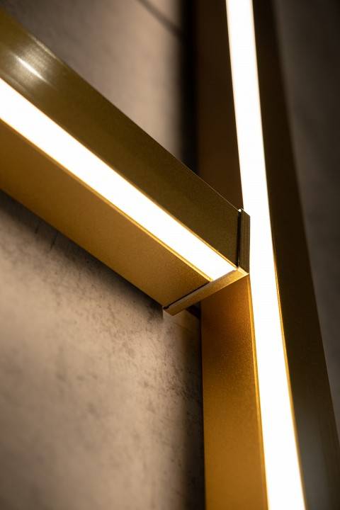 Накладной светильник Milosh Tendence золото 0843WL-48GD