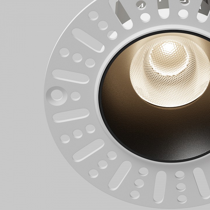 Встраиваемый светильник Maytoni  DL124-10W-4K-TRS-B