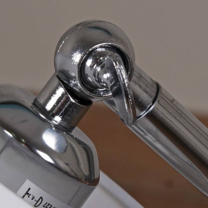 Настольная лампа декоративная Reluce белая 02225-2.7-01 WH