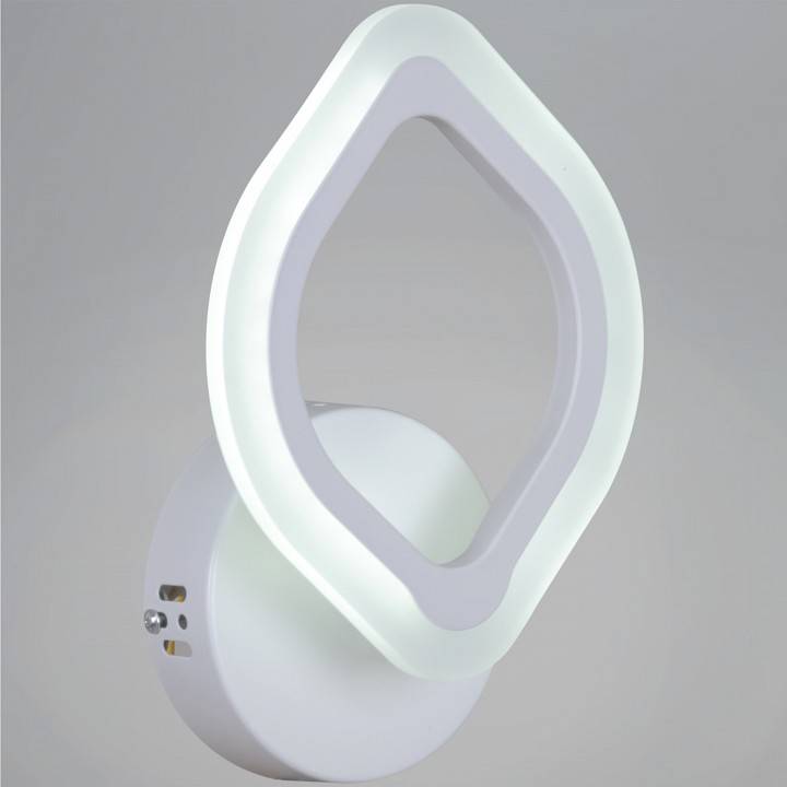 Бра Reluce 02301-1 02301-0.2-01 WH