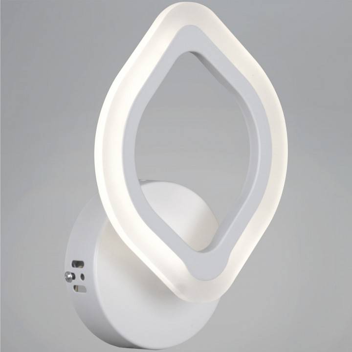 Бра Reluce 02301-1 02301-0.2-01 WH