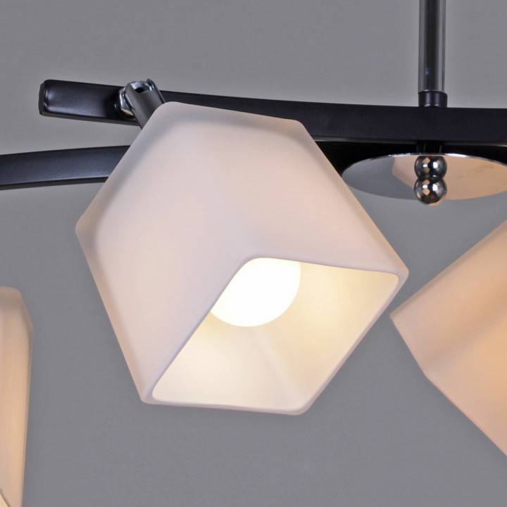 Люстра на штанге Reluce 03324 4 лампы 03324-0.3-04N