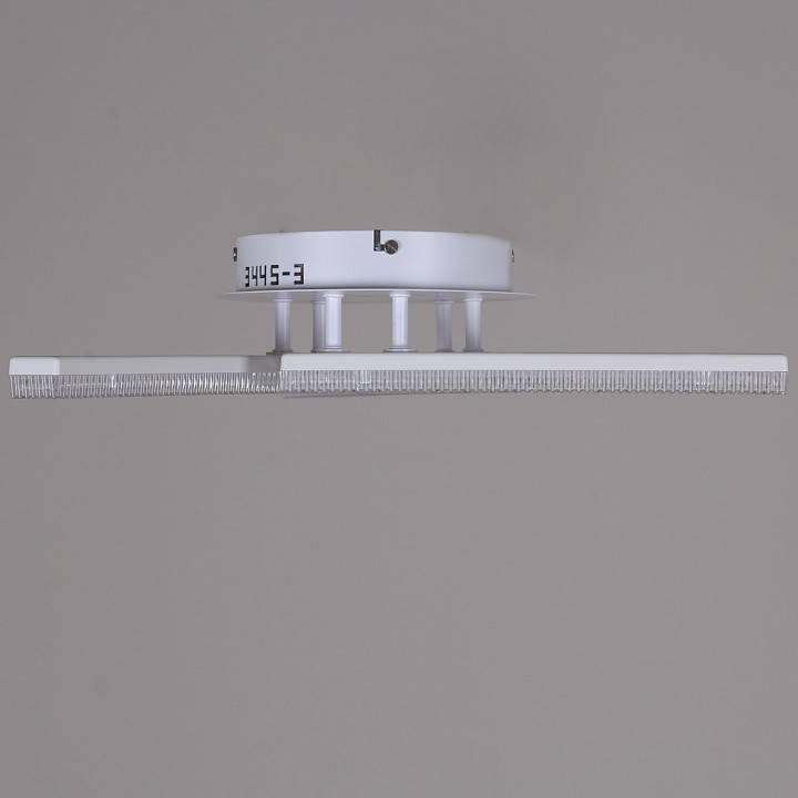 Потолочная люстра Reluce 03445 3 лампы белая 03445-3.3-03C WH
