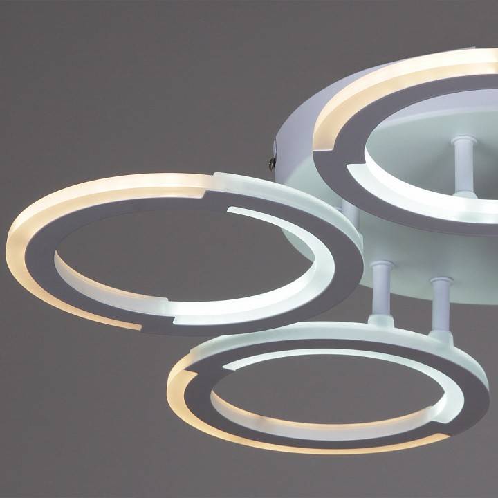 Люстра потолочная De Markt 09820-3.3-05 WH