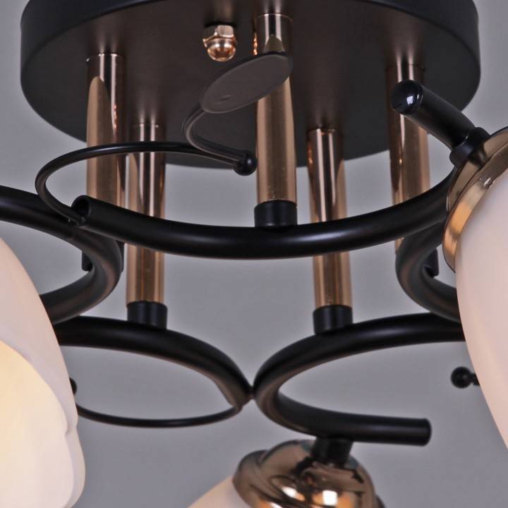 Люстра на штанге Reluce 10134-1 5 ламп 10134-0.3-05 BK+FG