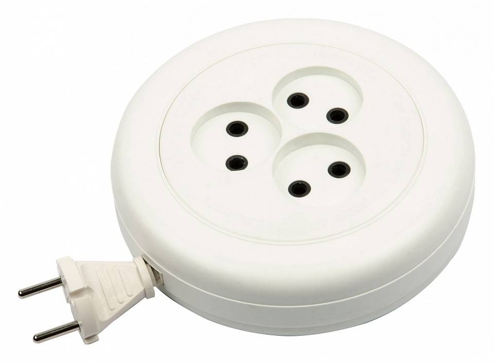 Удлинитель Uniel YX6-103 6 розеток 3 м с заземлением и выключателем UL-00009854