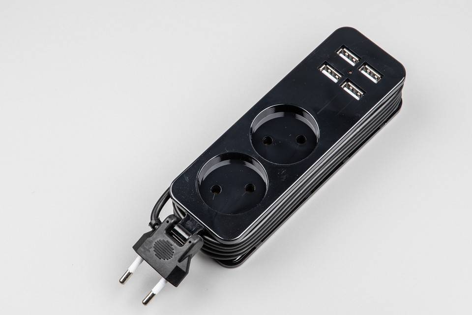 Удлинитель Uniel Travel UL-00011135