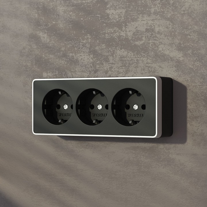 Розетка тройная с заземлением и со шторками Werkel Gallant (черный с серебром) W5073134