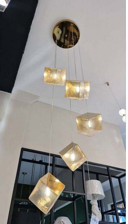 Подвесной светильник Zortes Ice Cube ZRS.1005.05