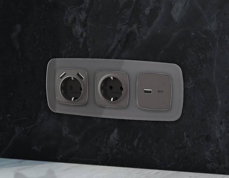 Рамка на 3 поста Ambrella Volt Radian Стекло органическое OF320653