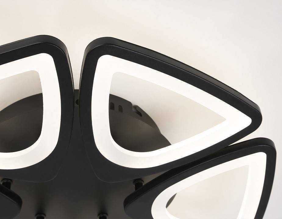 Потолочная люстра Ambrella Light FA FA4495