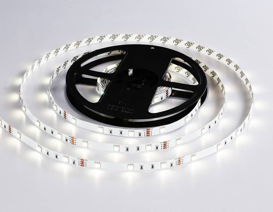 Комплект с лентой светодиодной Ambrella Light GS GS2401