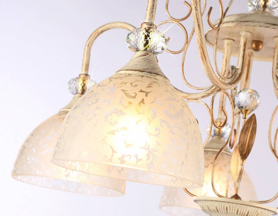 Люстра на штанге Ambrella Light TR TR3057