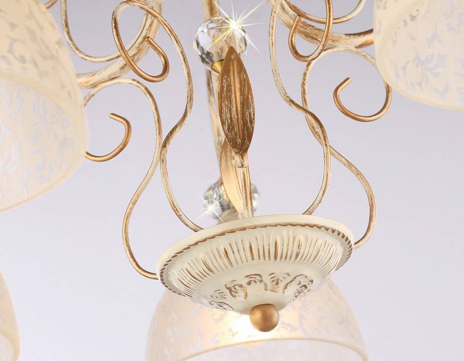 Люстра на штанге Ambrella Light TR TR3057