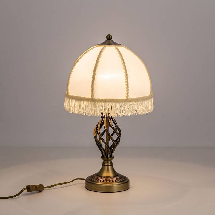 Настольная лампа декоративная Citilux Базель CL407800