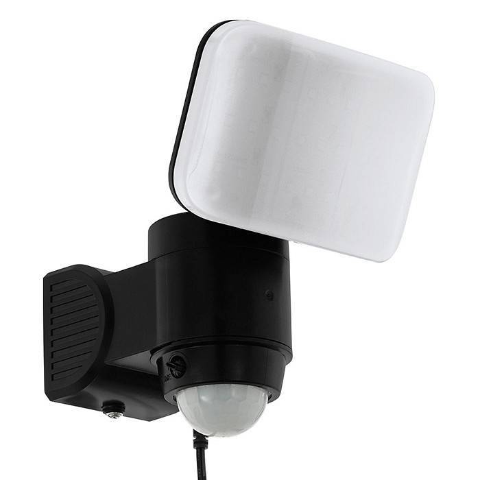 Светильник уличный настенный EGLO Casabas 98195