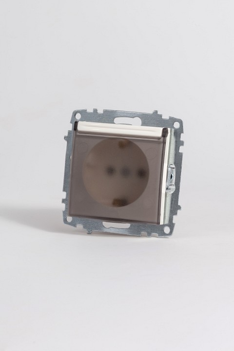 Розетка с заземлением с крышкой, без рамки Elbi Eleсtriс Zena Vega 609-010200-218