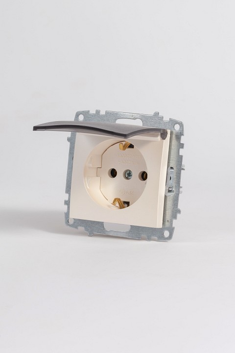 Розетка с заземлением с крышкой, без рамки Elbi Eleсtriс Zena Vega 609-012500-218