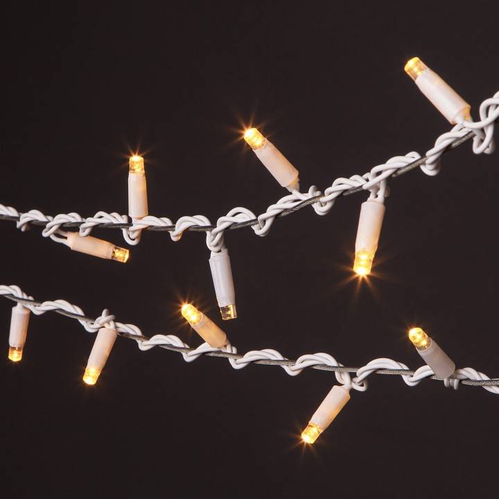 Гирлянда Нить Eurosvet 400-102 теплый белый с эффектом мерцания 20 м IP65 400-102