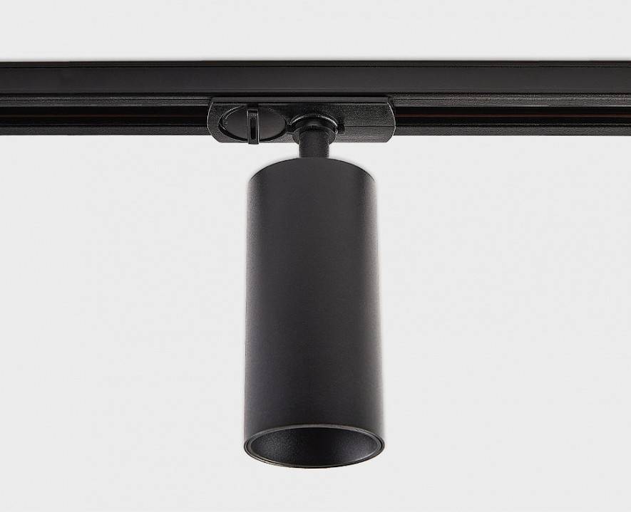Светильник на штанге Italline IT02 IT02-020 black 3000K